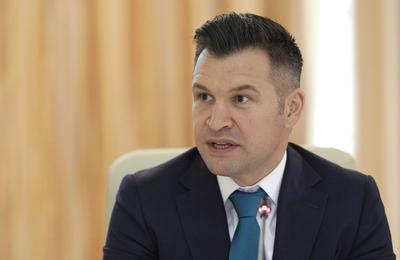 Ionuţ Stroe (PNL): Nu cred că în momentul de faţă ar fi oportun să punem această suprataxare a marilor companii, lucrurile acesta se vor vedea imediat în preţuri / Dacă ne putem gândi la o suprataxare, o putem face în domeniul energiei