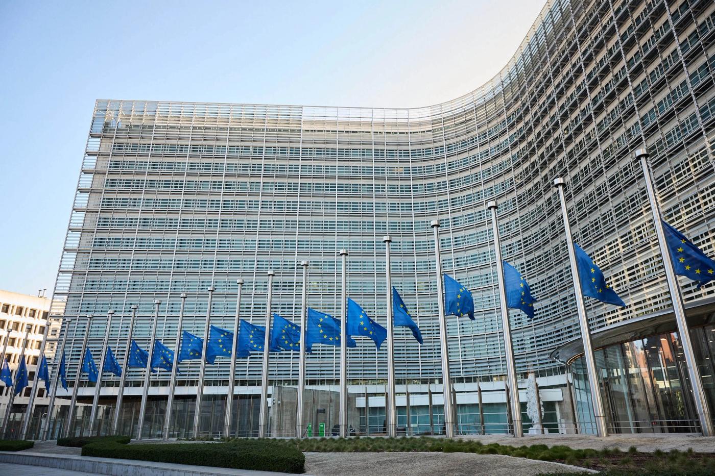 Comisia Europeană salută acordul provizoriu privind o mai bună aplicare transfrontalieră a normelor de siguranţă rutieră