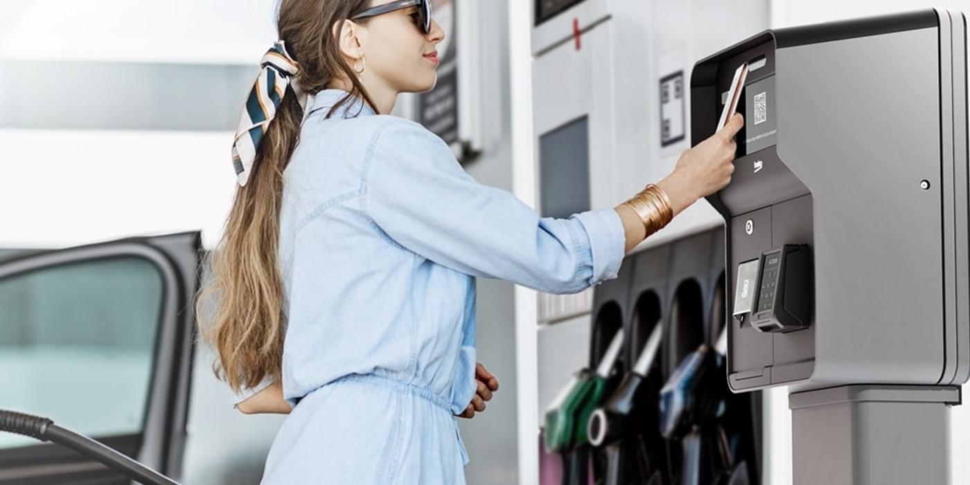 TOKEN lansează prima casă de marcat self-service destinată benzinăriilor din România