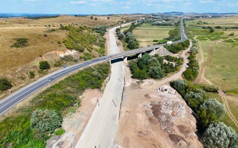 Lucrările de modernizare la tronsonul feroviar Poieni-Aghireșu ar putea fi gata în 2026