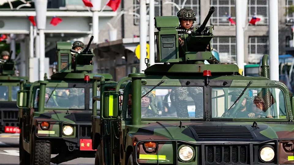 Taiwan vrea o „Legiune străină” pentru a se bate cu China. Țara are acum 153.000 de militari activi
