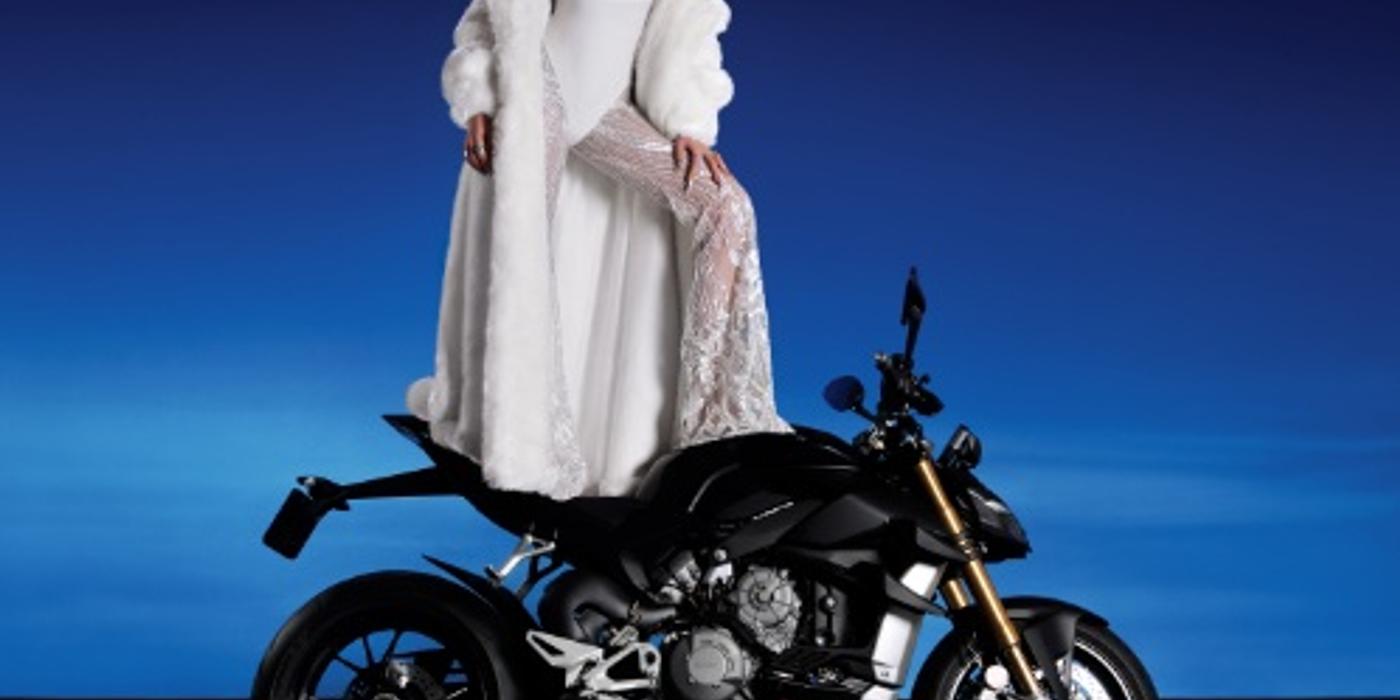 Piesa „Gândurile mele” de la Alina Eremia are acum şi un videoclip special