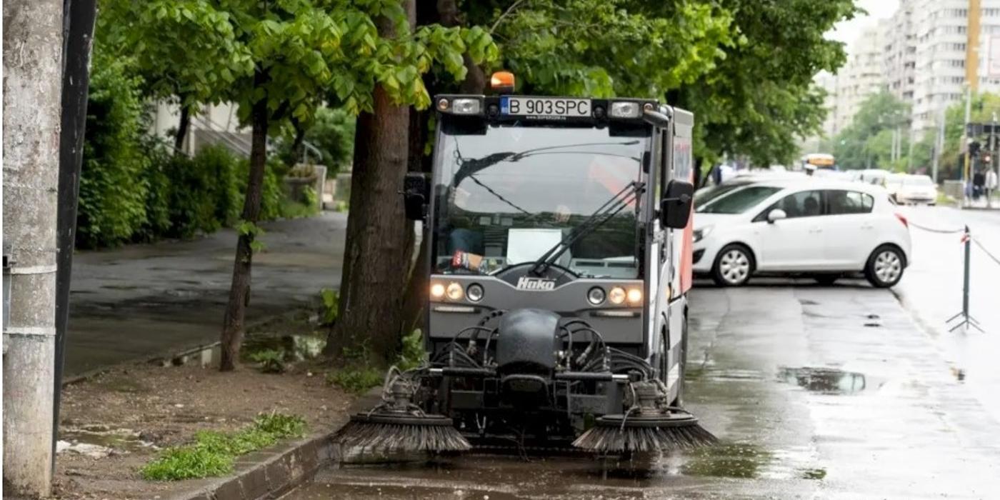 Astăzi, 14 iunie 2023, Bulevardul Lacul Tei intră în curățenie generală. Șoferii sunt rugați să nu lase mașinile pe carosabil