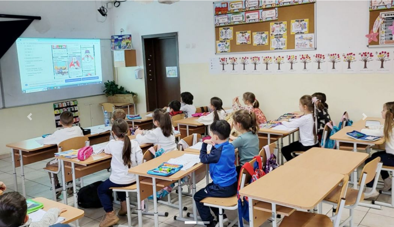 Metoda celor trei pagini albe: Cum să înveți eficient prin tehnici analogice