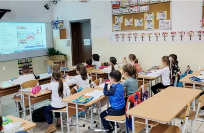 Metoda celor trei pagini albe: Cum să înveți eficient prin tehnici analogice