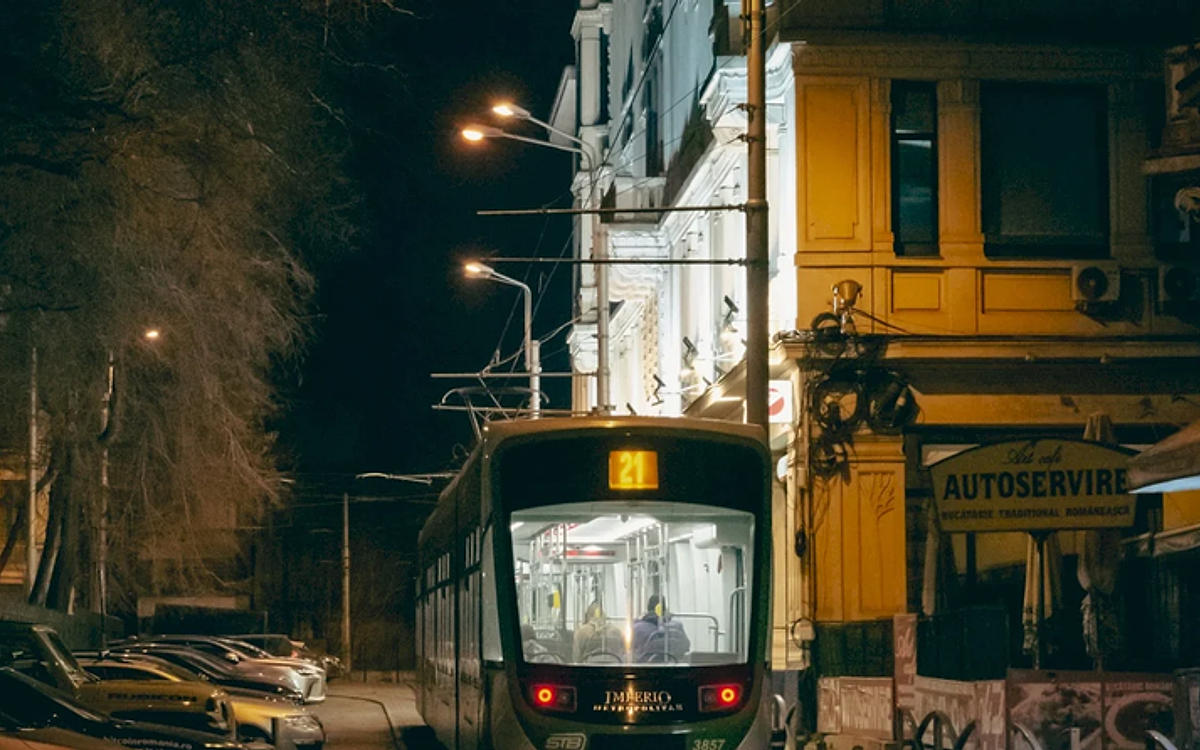 Tramvaiul care sparge tăcerea urbană: Legătura din Piața Unirii și marile șantiere de pe Griviței și Ion Mihalache, pe masa CGMB