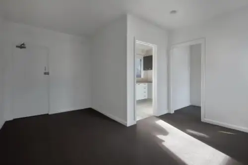 Cum să amenajezi un living mic pentru a părea mai mare