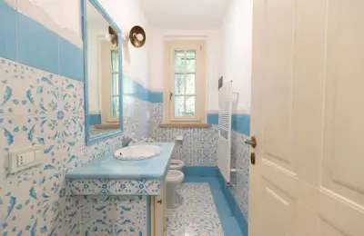 Choosing Bathroom Tiles for a Premium Look