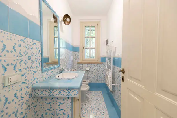 Choosing Bathroom Tiles for a Premium Look