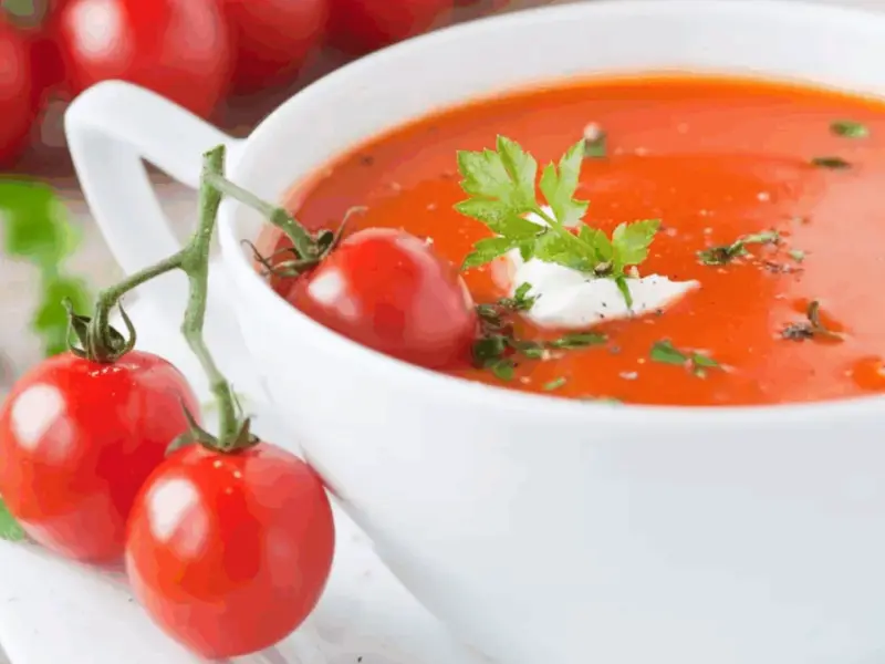 Supe reci și răcoroase (servite direct de la frigider)