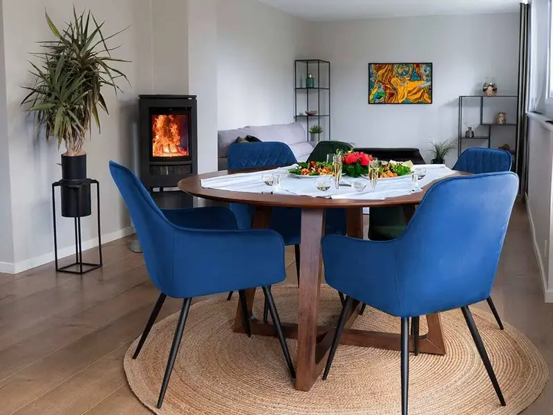 Ce culori utilizăm în sufragerie în 2025?