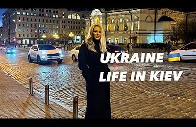 Diplomat maghiar, uimit de stilul de la viață de la Kiev: Cafenelele sunt pline, oferă imaginea unui megapolis prosper și vibrant, cu ambuteiaje, mașini de LUX și mulțimi pe străzi
