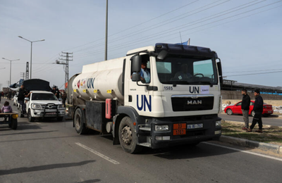 Opt camioane-cisternă cu combustibil şi gaze naturale intră în Fâşia Gaza din Egipt sâmbătă dimineaţa, anunţă COGAT