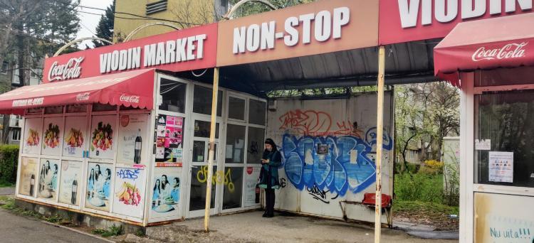 Se demolează ghereta în paragină, din stația Snagov, din cartierul Gheorgheni din Cluj-Napoca