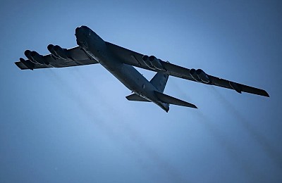 Într-un moment de tensiuni cu Europa, SUA cedează două comandamente din cadrul NATO, dar obțin altul