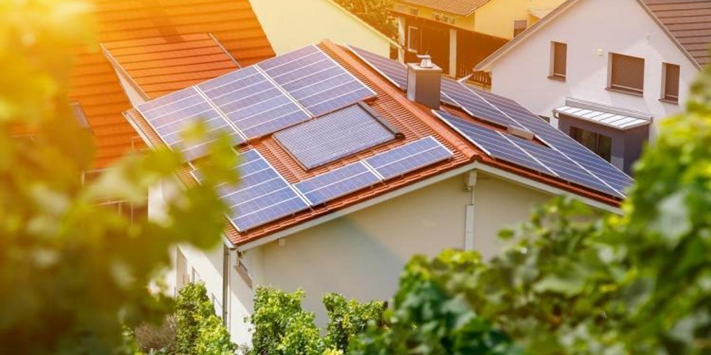 Fondurile alocate pentru programul Casa Verde Fotovoltaice 2024, regiunea nord-vest, s-au epuizat în 5 minute de la deschiderea înscrierilor