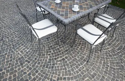 Soluții ingenioase pentru grădinile verticale DIY: Cum să amenajezi un perete verde plin de viață