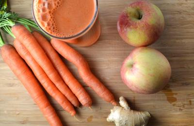 7 sucuri pentru sănătatea digestivă – rețete ușor de preparat în doar câteva minute