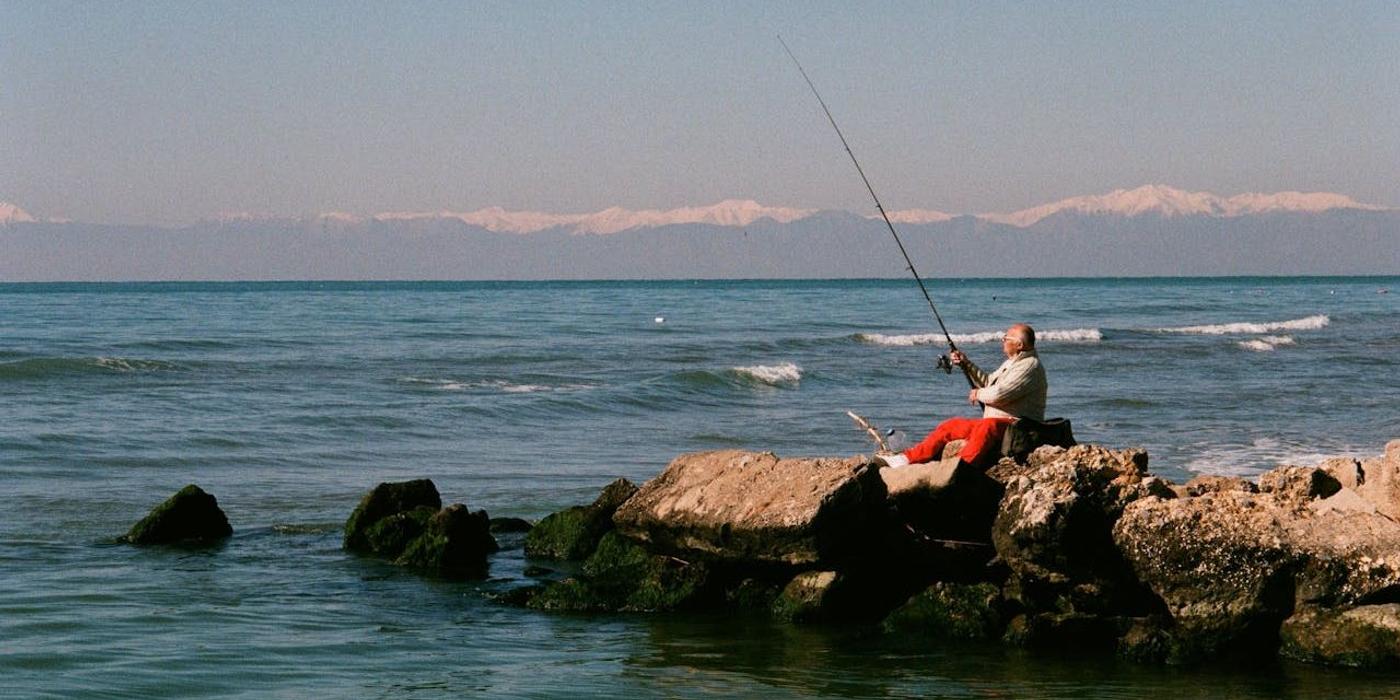 De ce ai nevoie de o lanseta spinning ultra-light pe râuri limpezi de munte