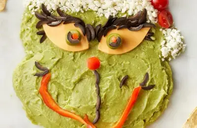 Guacamole-ul Grinch, aperitiv festiv cu tematică de sărbători