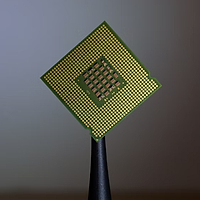 Primul om căruia i s-a implantat un cip cerebral Neuralink face dezvăluiri: Tehnic, sunt un cyborg
