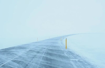 Prognoza meteo, 4 ianuarie. Iarna își intră în drepturi: Temperaturile scad și va ninge viscolit