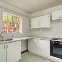 Organizarea dulapurilor: Maximizează spațiul în bucătărie!