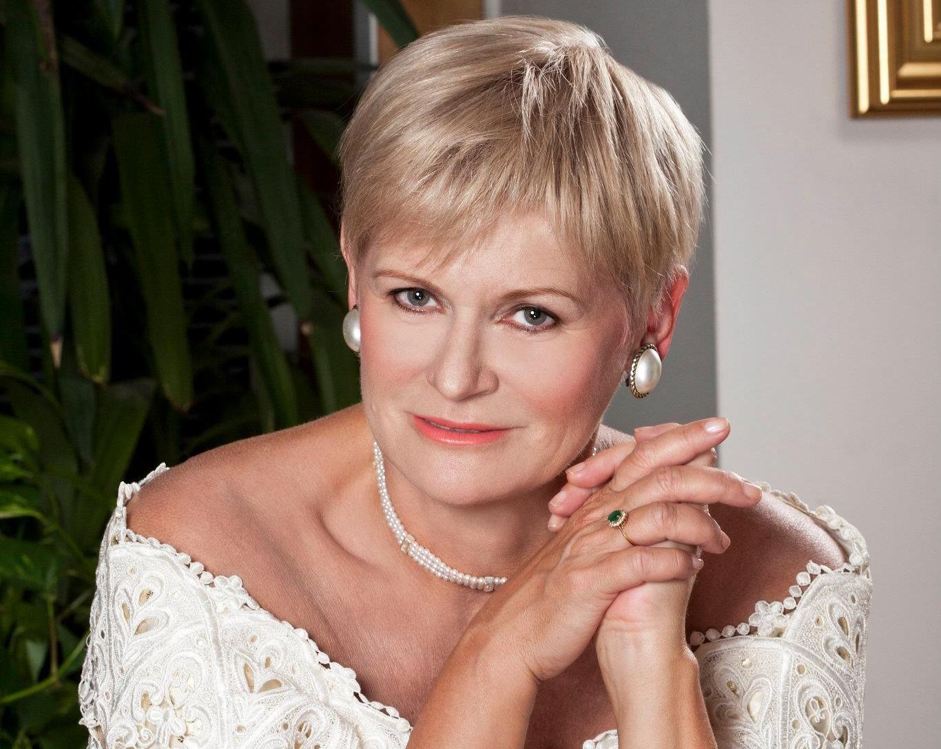 Monica Tatoiu a recunoscut: a colaborat cu Securitatea comunistă. Afacerista nu are nici măcar o remușcare