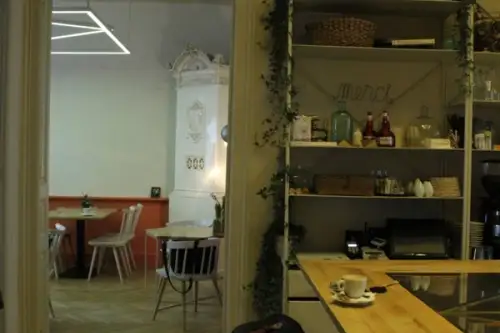 Interviu Eliza Yokina: Simbio este locul in care poti evada din cotidian fara sa fugi din el.