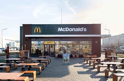 Cifrele McDonald’s la 30 de ani de la deschiderea primului restaurant pe plan local