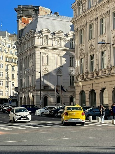 Vremea se schimbă radical la București: ANM anunță ploi, vânt puternic și o răcire accentuată de la o zi la alta