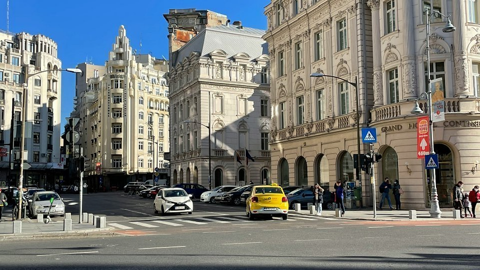Vremea se schimbă radical la București: ANM anunță ploi, vânt puternic și o răcire accentuată de la o zi la alta