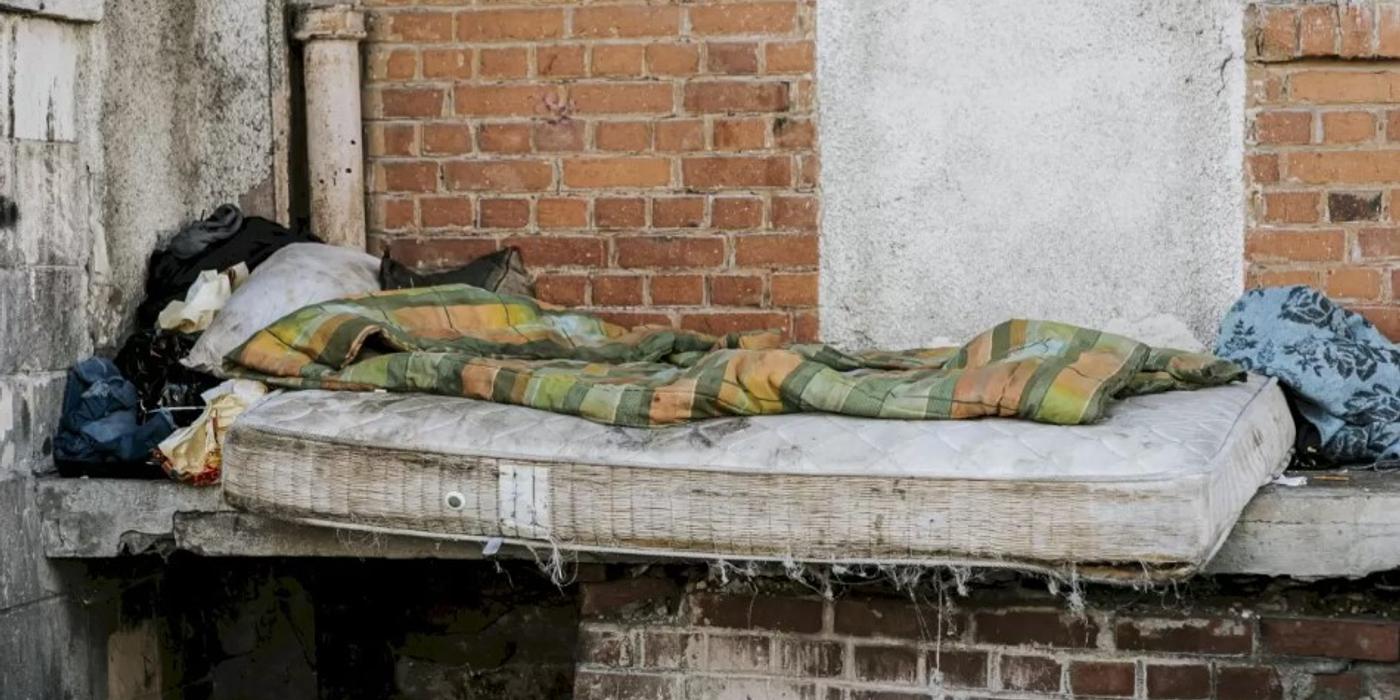 Vine gerul în București. Primăria Sectorului 6 va oferi sprijin persoanelor fără adăpost