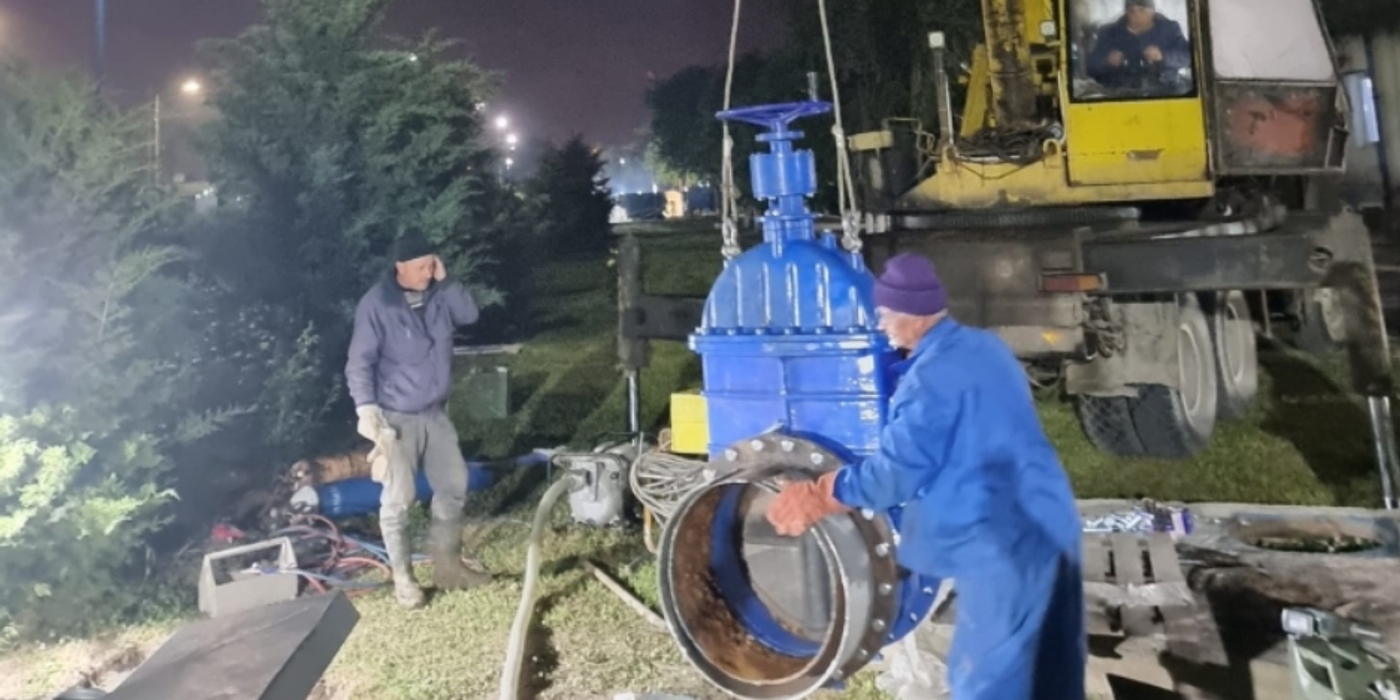 Avarie în regim de urgență: Apa, oprită în tot orașul Hârșova în această noapte