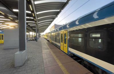 Ministerul Transporturilor va achiziţiona 62 de trenuri electrice, în cadrul unui proiect de 470 milioane de euro din Fondul de Modernizare