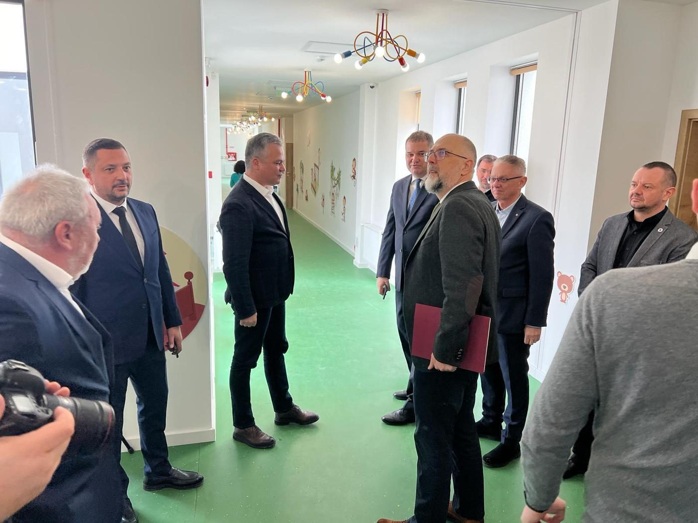 Ministerul Dezvoltării: Municipiul Târgu Secuiesc va beneficia de o creşă modernă, realizată prin PNRR