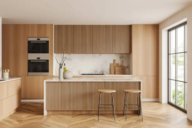 Lemn, piatră, bambus: Materiale naturale pentru un interior durabil și estetic