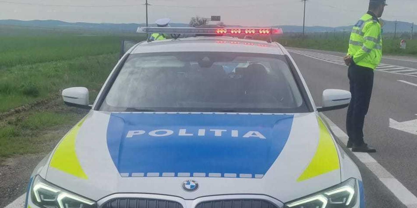 DN 2 (E 85) va fi închis, sâmbătă seară, între localităţile Dărmăneşti şi Siret din judeţul Suceava, din cauza a două transporturi agabaritice şi a unei coloane de 1500 de TIR-uri formată la vama Siret