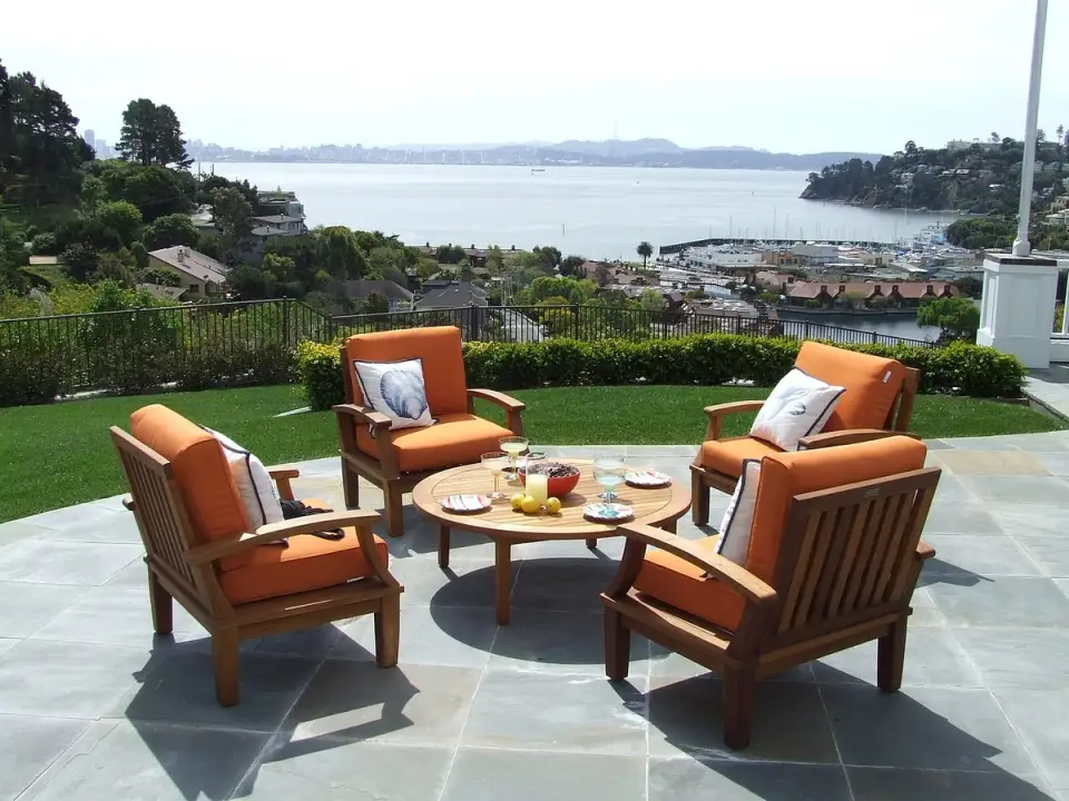 19 Ideas and Tips for Designing Your Terrace Based on Size and Location