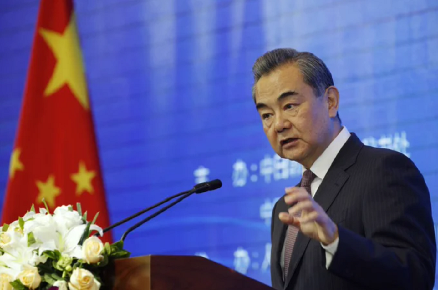 Ministrul de Externe chinez Wang Yia avut discuţii ”constructive” cu secretarul de stat american Antony Blinken, la Munchen