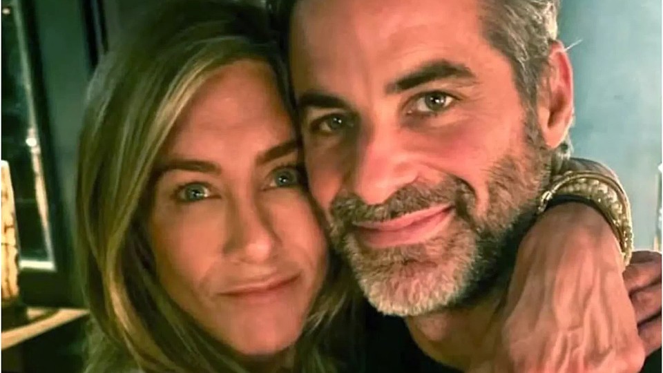Imagini cu Jennifer Aniston și presupusul partener, la New York
