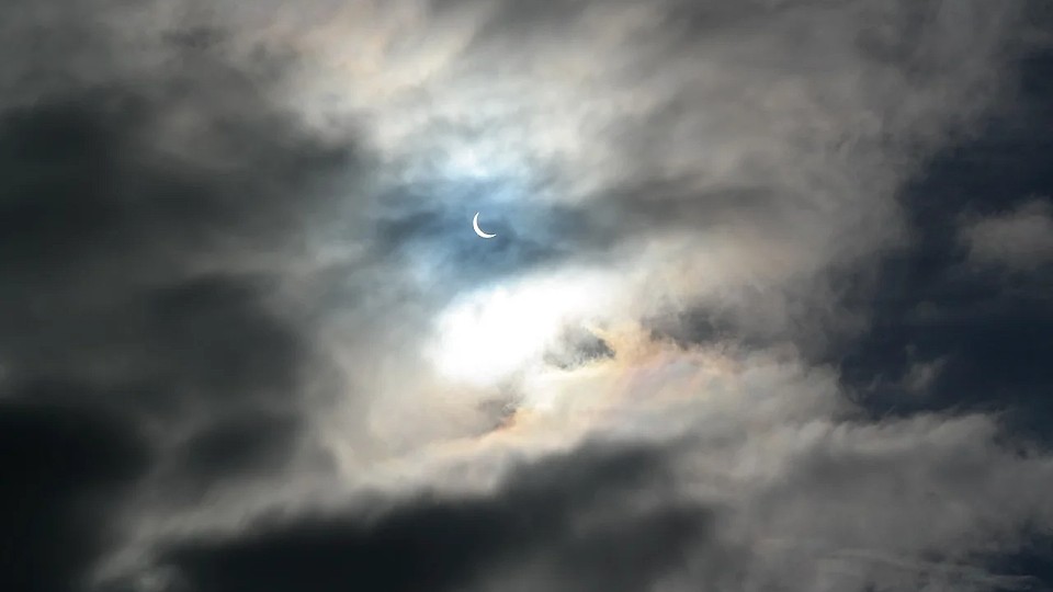 Prognoza meteo, 23 aprilie. Vreme deosebit de caldă. Regiunile lovite de ploi și vijelii