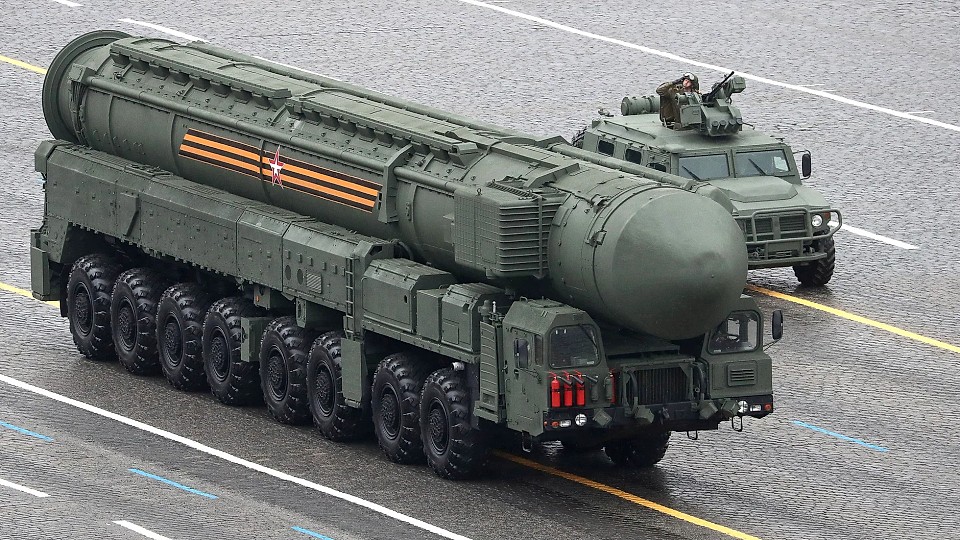 Putin pare curios să afle cât de puternică e NATO. Amenință nuclear Europa