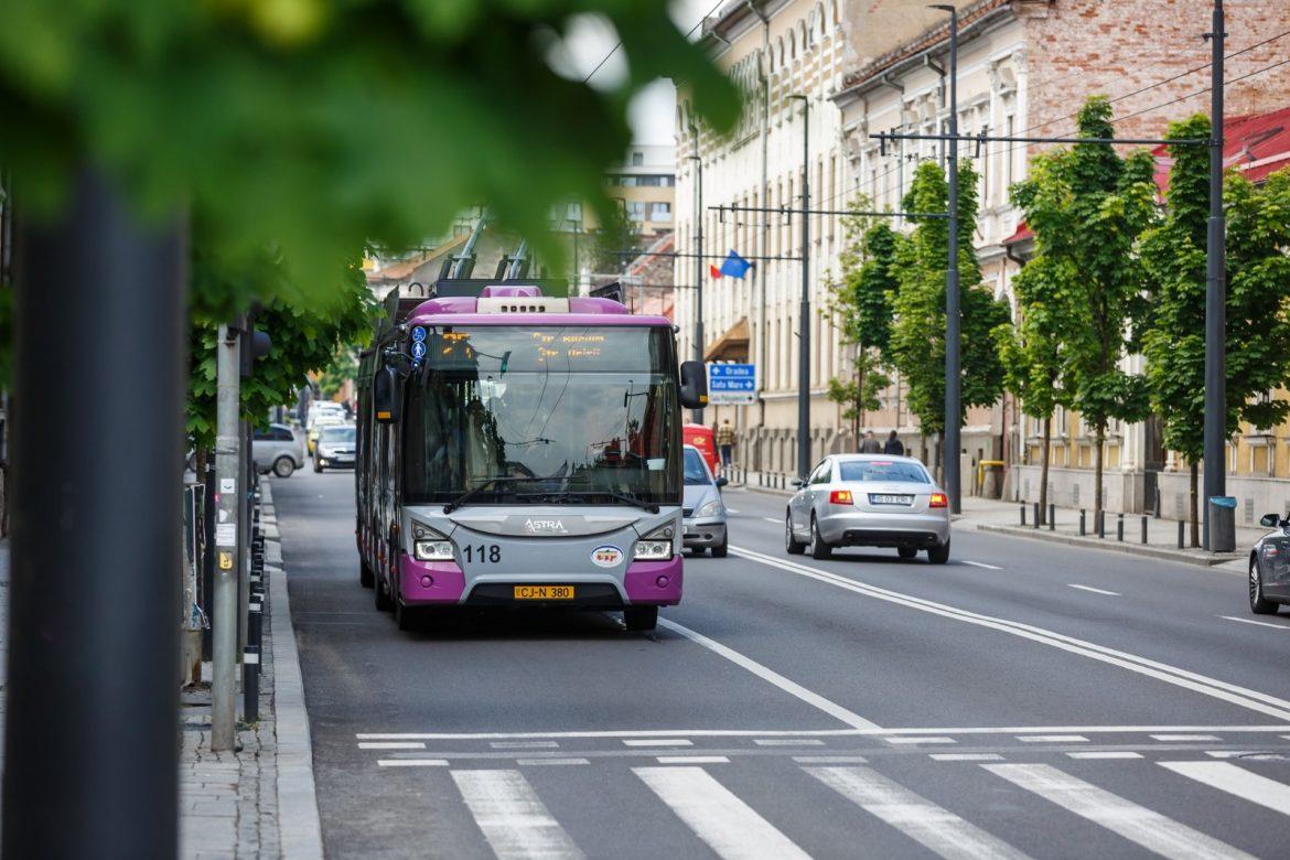 Reprezentanții Primăriei Cluj-Napoza anunță că autobuzele de pe linia 8 vor fi înlocuite cu troleibuze
