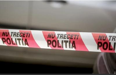 Un eveniment tragic a avut loc ieri în sectorul 5 din capitală. O femeie a căzut de la etajul 5 și a murit