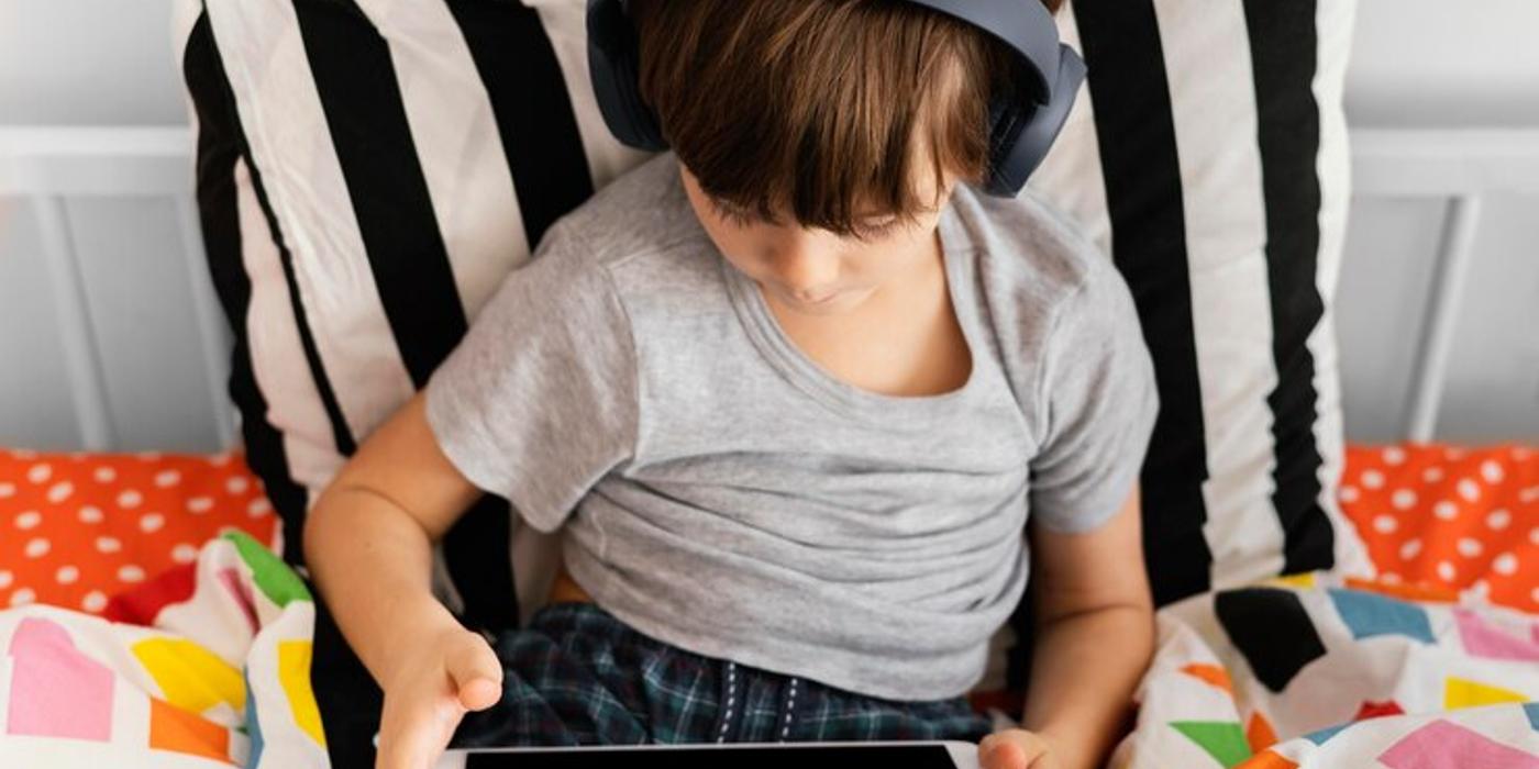 Impactul tehnologiei asupra sănătății mintale a copiilor