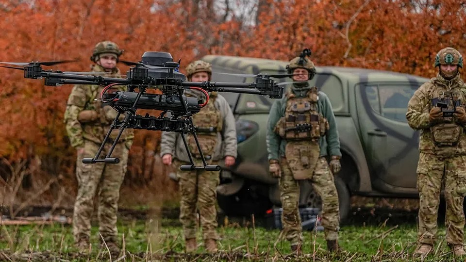 Ucraina face 100.000 drone/an cu 8.500$ bucata. România vrea să „fure meserie” și să le producă la Brașov