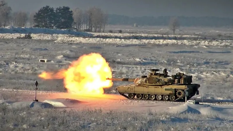 Cine sunt militarii americani care vin în România și de ce SUA trimit tancuri Abrams în țara noastră, după anunțul de anul trecut că își diminuează prezența forțelor în Europa