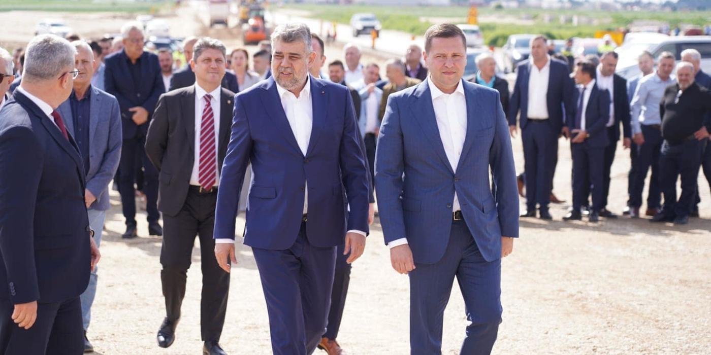 Premierul Marcel Ciolacu a vizitat, luni, şantierul lucrărilor de extindere la patru benzi a DN7 Bâldana – Titu