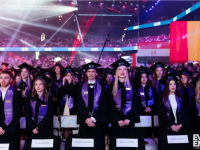 Emoții și bucurie la UMF Cluj! Peste 1.300 de absolvenți au trecut cu succes examenul de licență